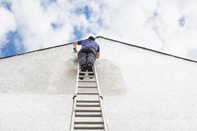 Peinture extérieure à Châtelblanc — façades et ravalement